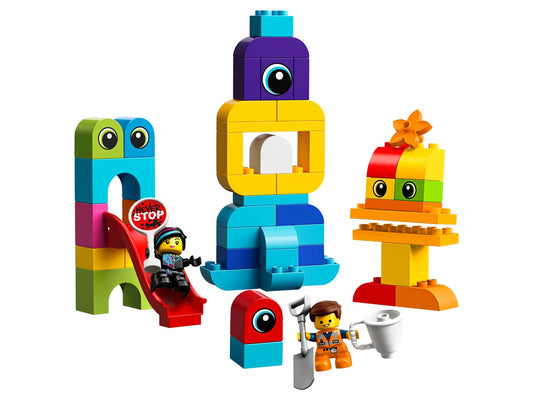 LEGO Emmet and Lucy's Visitors from the DUPLO Planet 10895