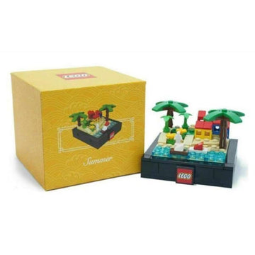 LEGO Bricktober Season Set 2/4 - Summer (2019 Toys "R" Us Exclusive) 6307986 (Open Box)