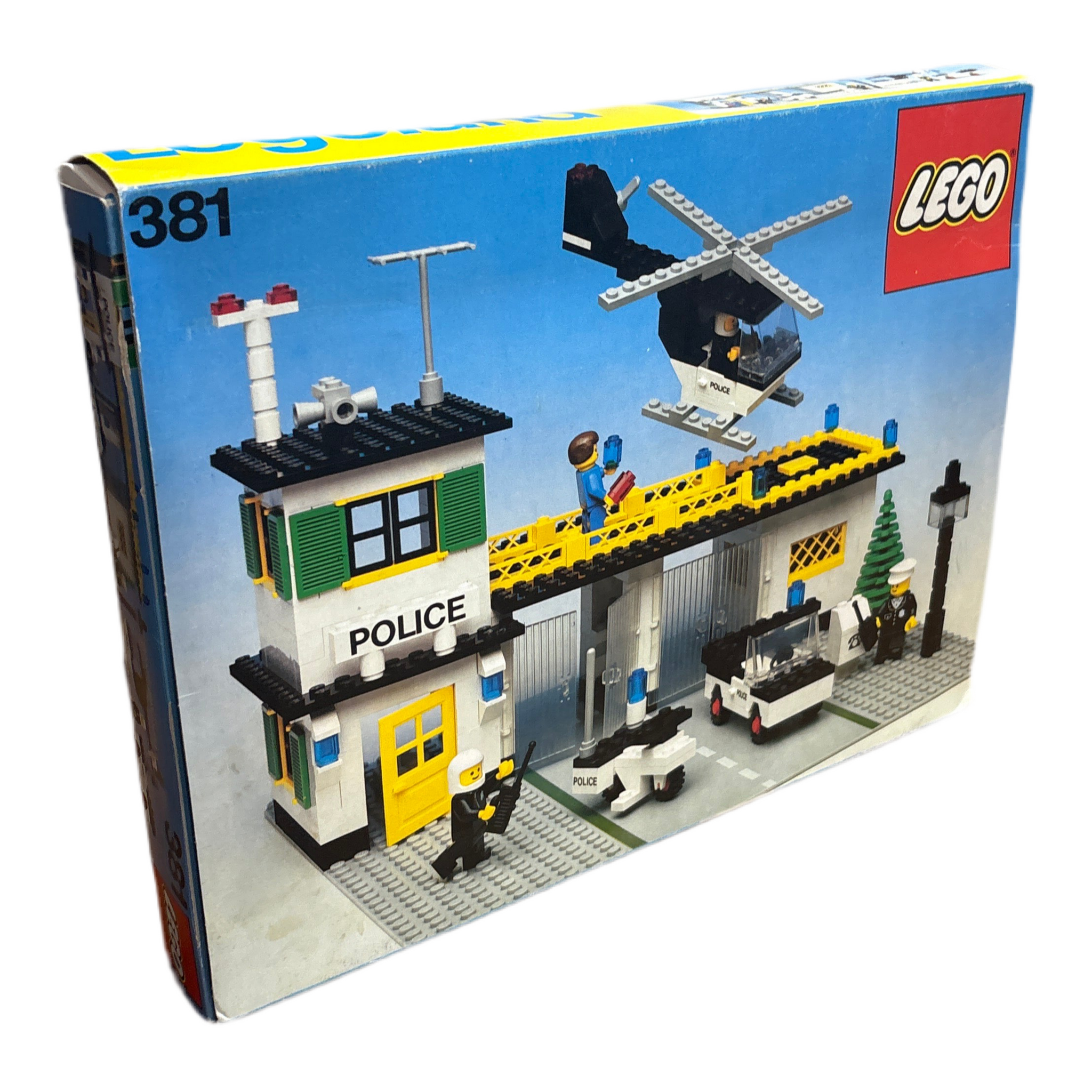PRE-LOVED LEGO Police Headquarters 381