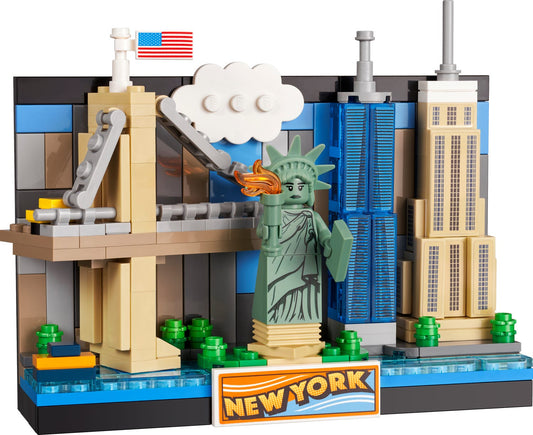 PRE-LOVED LEGO Creator New York Postcard 40519 (No Box)