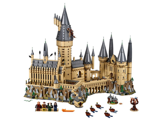 PRE-LOVED LEGO Harry Potter Hogwarts Castle 71043