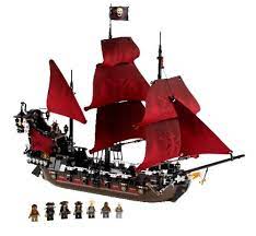 LEGO Pirates of the Caribbean Queen Anne's Revenge 4195