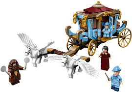 LEGO Harry Potter Beauxbatons' Carriage Arrival at Hogwarts 75958