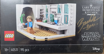 LEGO Star Wars Lars Family Homestead Kitchen 40531 (Autographed)